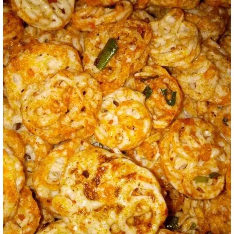 

Kerupuk seblak daun jeruk pedas 250gram