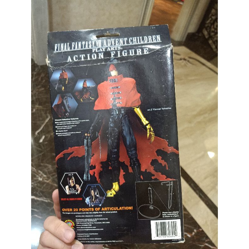 Final Fantasy VII Advent Children Play Arts Vincent Valentine / Final Fantasy 7 Advent Children Acti