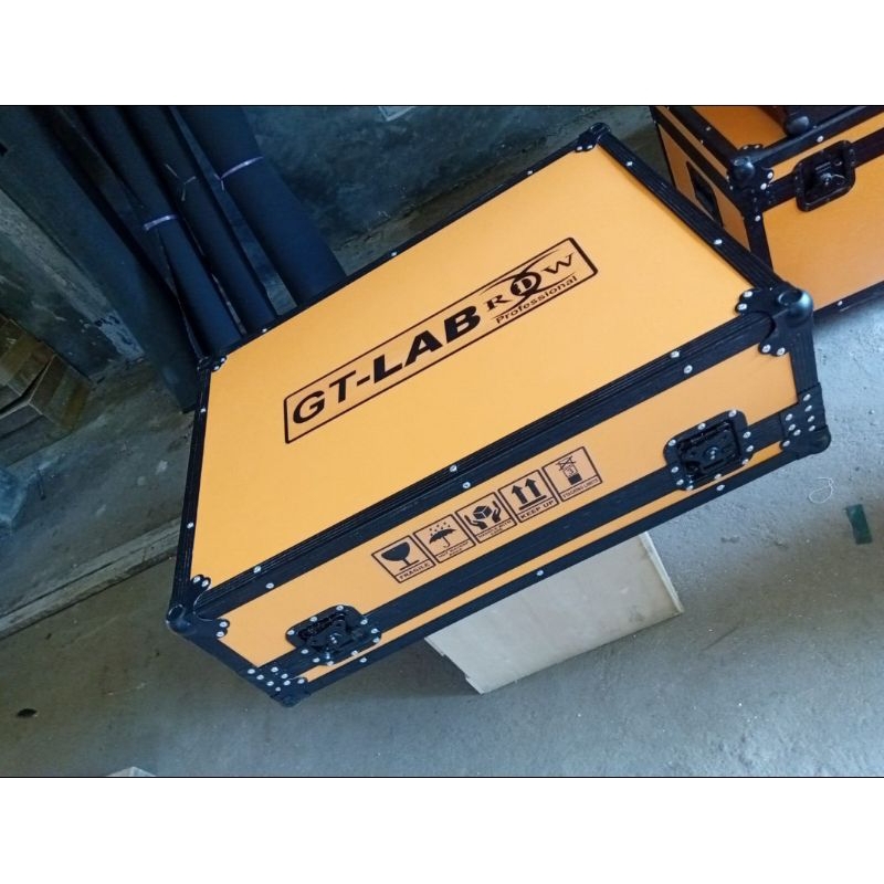 HARDCASE MIXER AUDIO 16CHANNEL