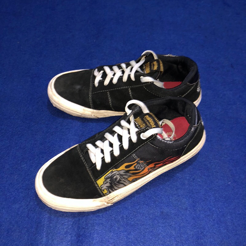 Sepatu Rebellion Rose Shoes Rebellion Rose Burner Sepatu Progressive Sneakers rebellion rose