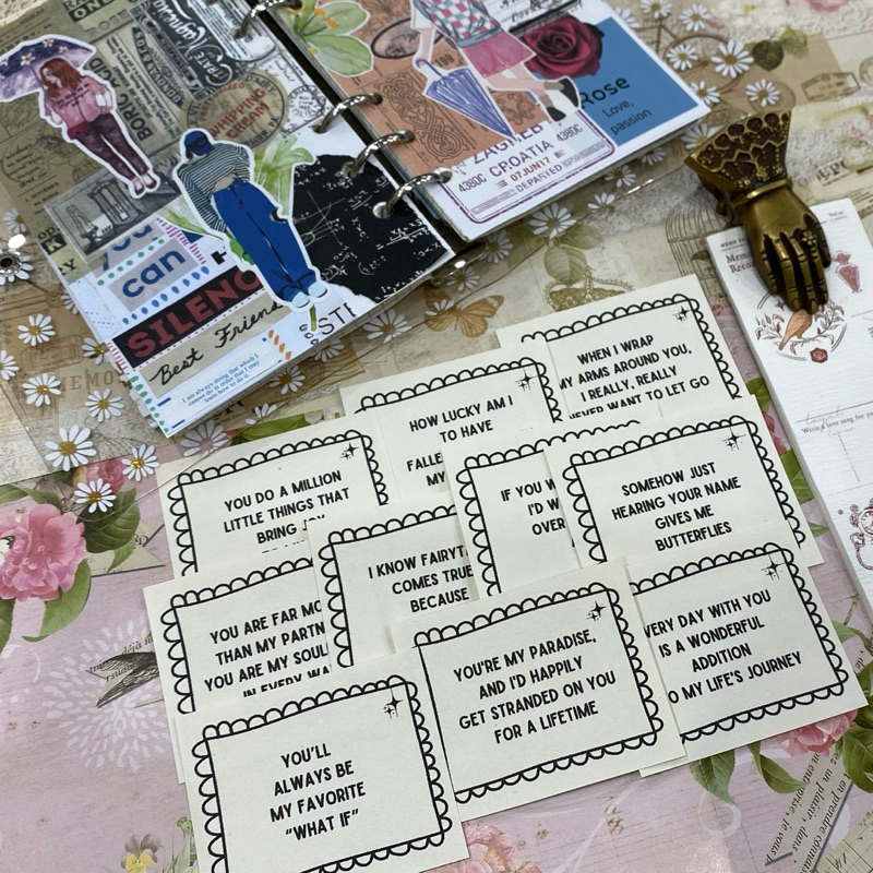 

15 Pcs Quote Stiker in Black And White Frame Untuk Journaling