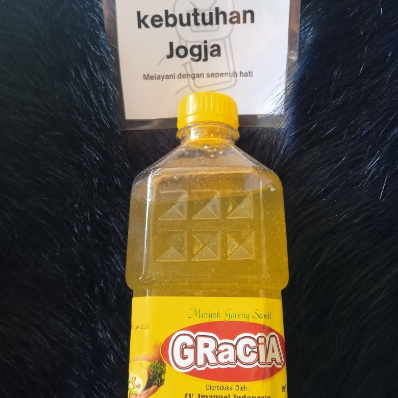 

Minyak Gracia 900 ml