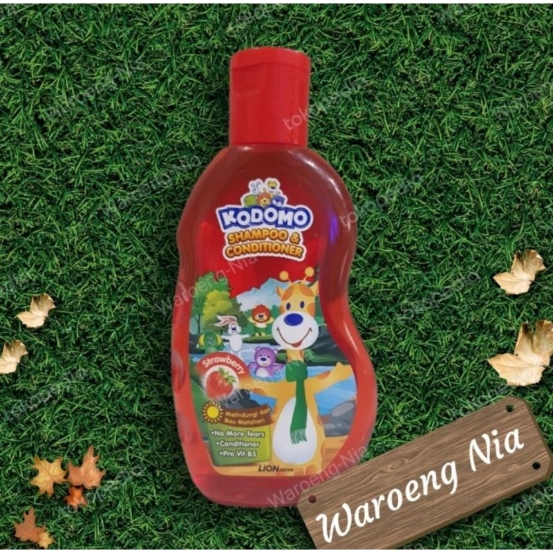 Kodomo Shampoo Gel Strawberry Botol 200 ml Kodomo Shampo Bayi Anak Kodomo Shampo Merah 200ml