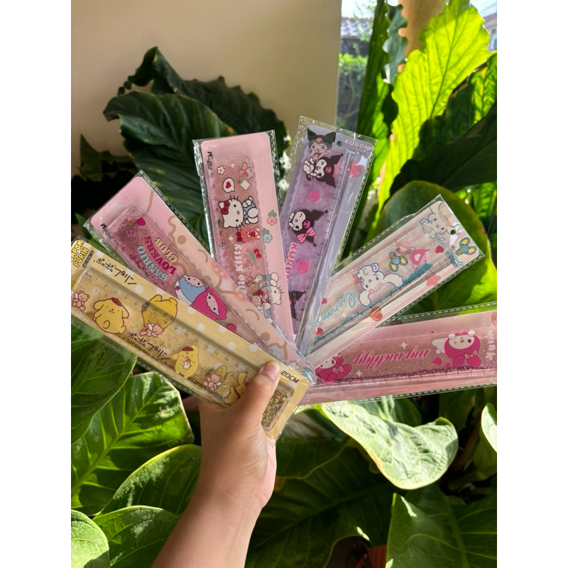 

Penggaris Sanrio Air Glitter 20cm