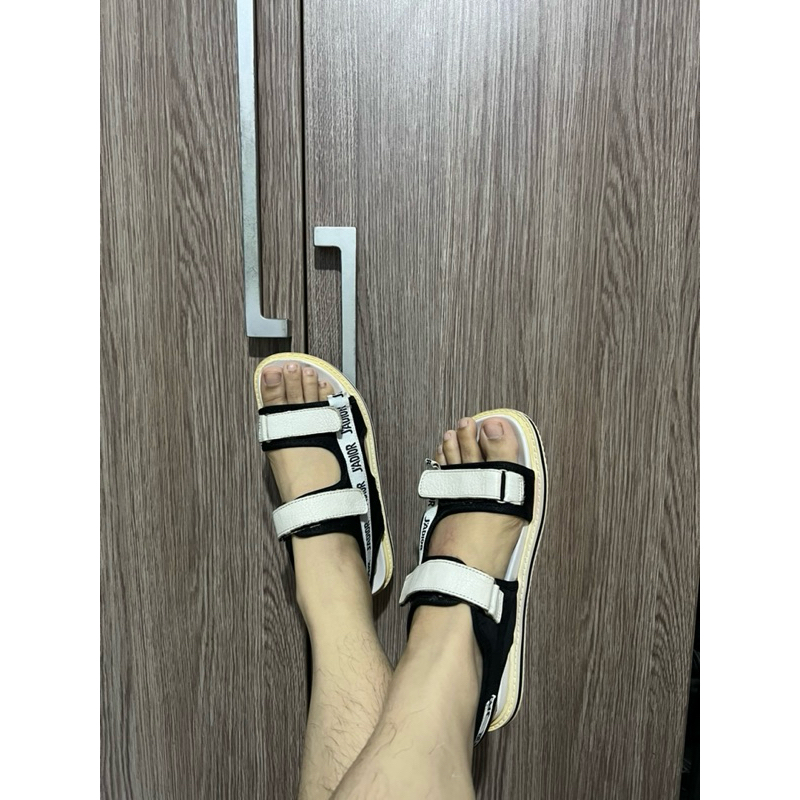 Sendal Dior Preloved