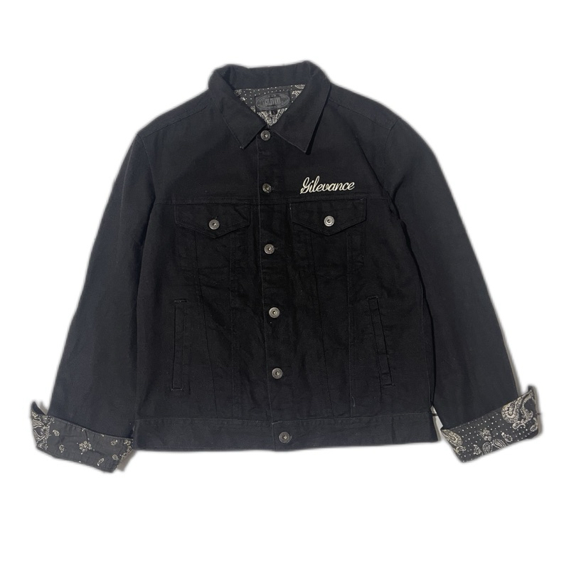 Jacket Trucker Denim Gilevans ada motif paisley