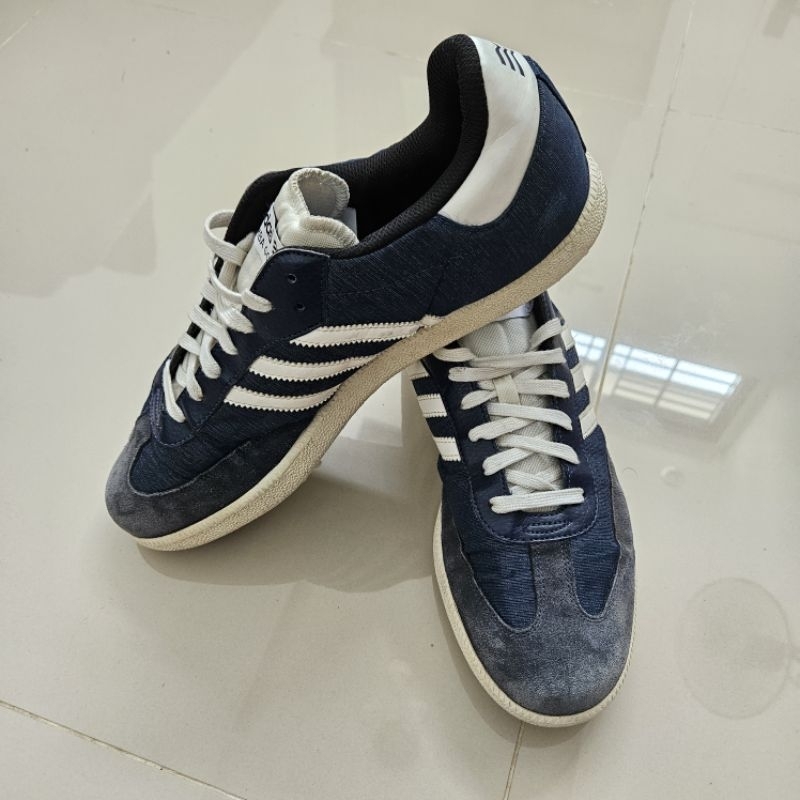 Sepatu Second Branded Original Preloved Adinda Sambo Size 44/45