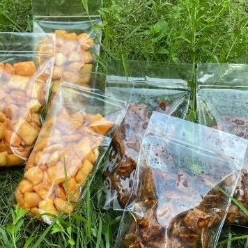 

KERIPIK BANTAL YU