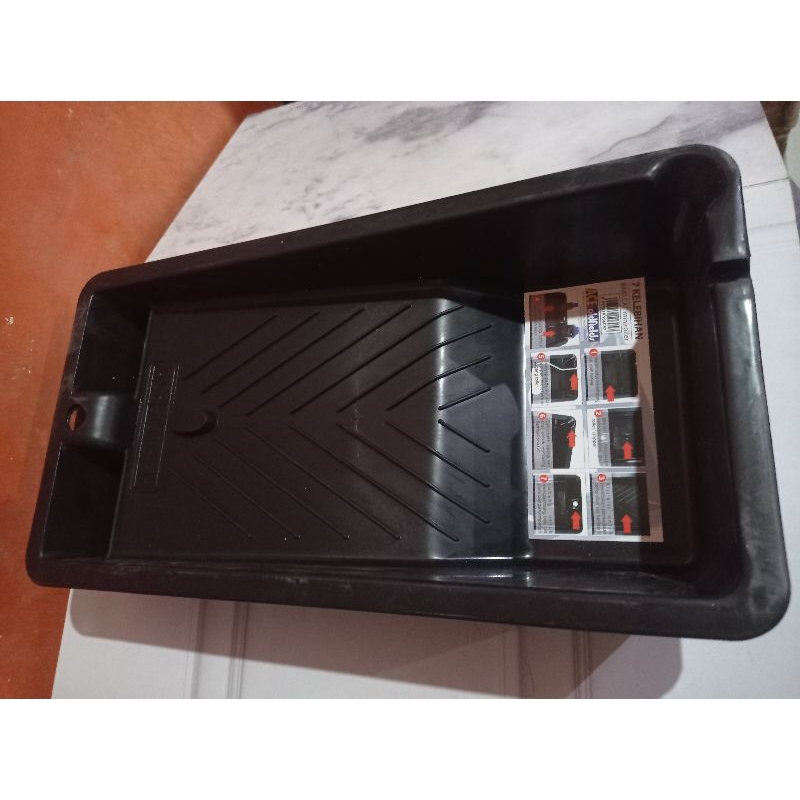 Bak baki tempat wadah cat untuk mengecat dengan kuas roll kecil merk ACE