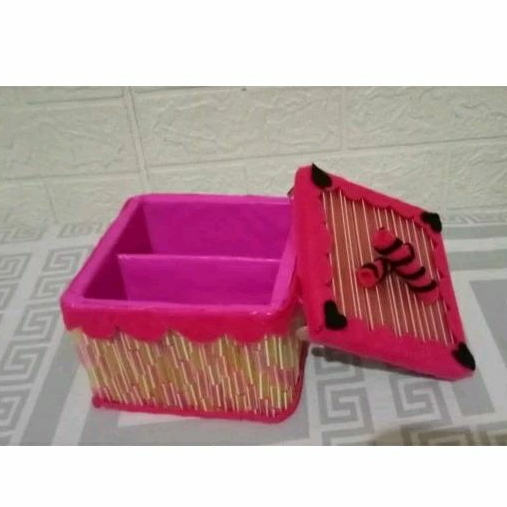 Tempat asesoris dari sedotan| kerajinan tangan dari barang bekas | prakarya anak sekolah