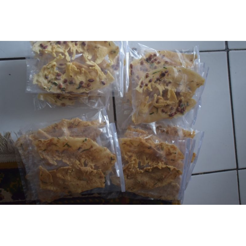 

Rempeyek/Gorengan