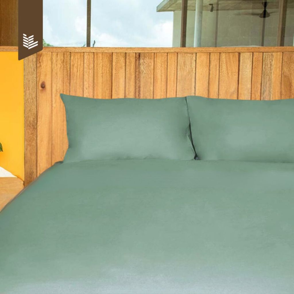 Sprei Set (IndoLinen - Fitted set / sprei berkaret tanpa duvet cover) 100% Katun Jepang Sage Green