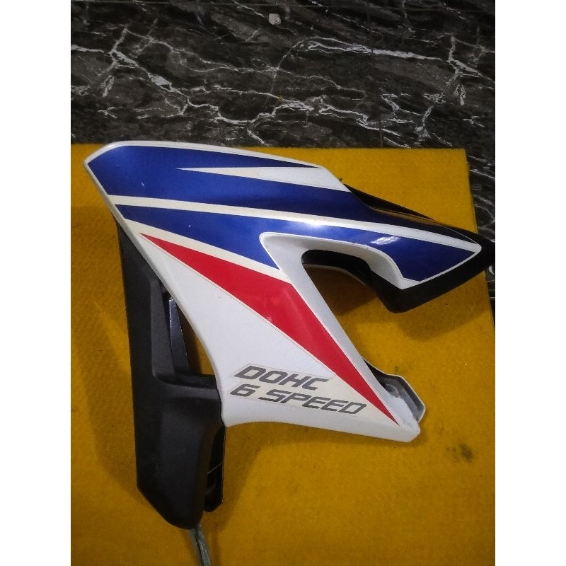 Shroud kuping sayap tangki honda cb 150 r old lama ori