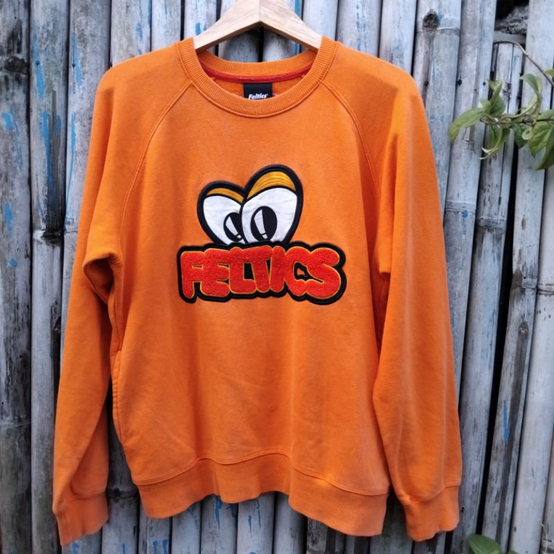 Crewneck Feltics || Sweater Feltics || Sweater Pria || Crewneck Oren