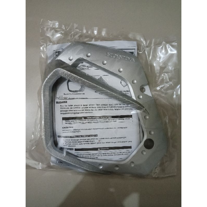 aksesoris garnish cover radiator honda vario 125 fi old KZR silver