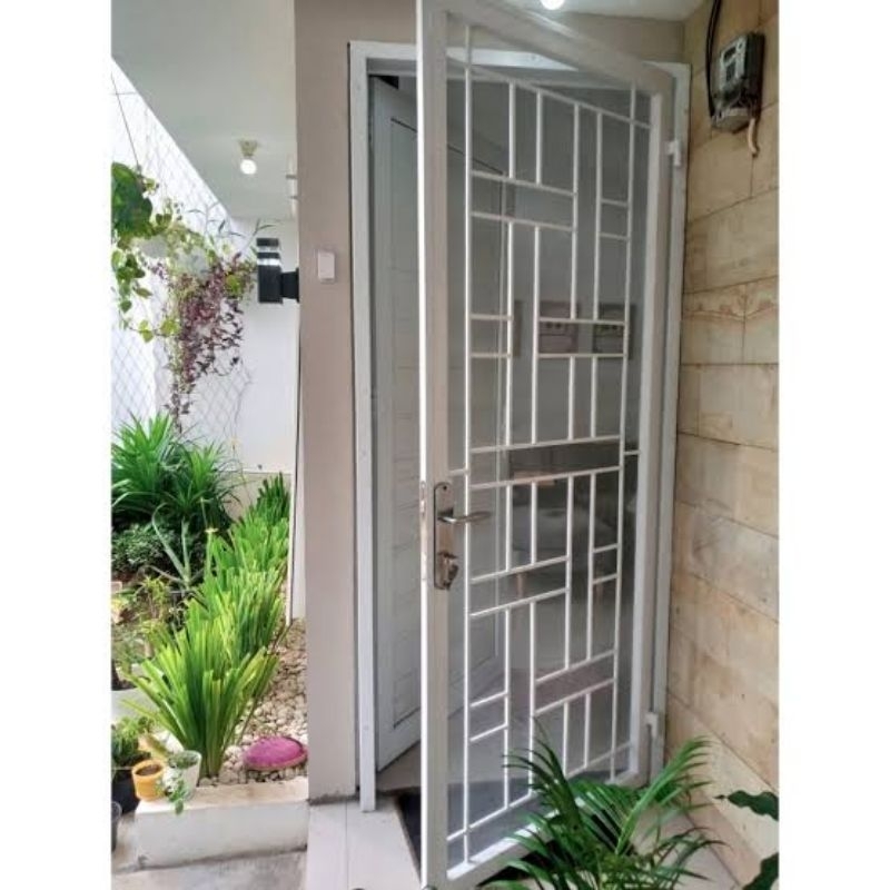 Tralis Pintu/Pintu Ram Nyamuk( Terpasang)