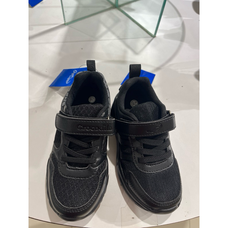 sepatu anak sekolah hitam crocodile