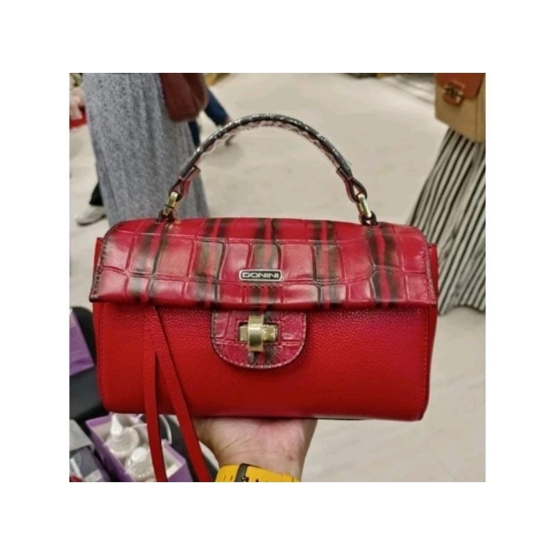 Tas Donini Vigo salur