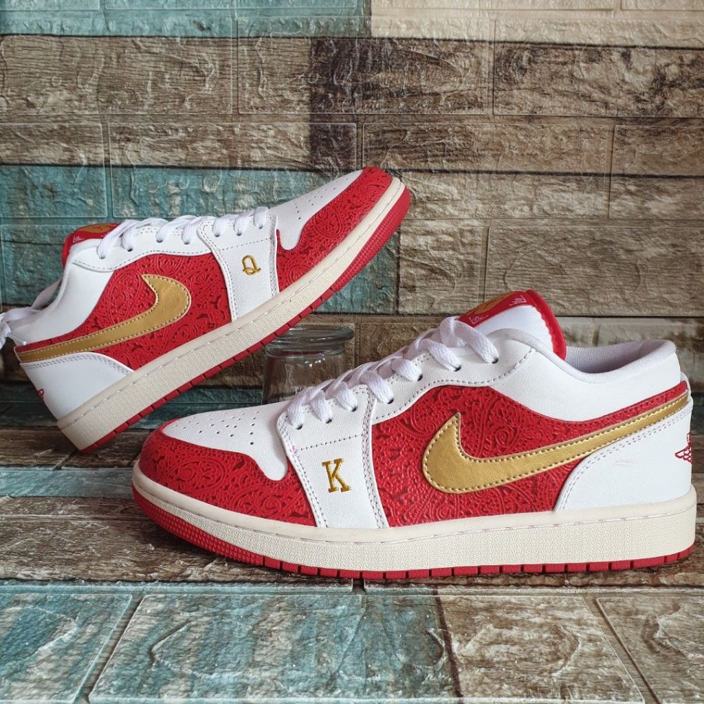 Nike Jordan 1 Low Spades