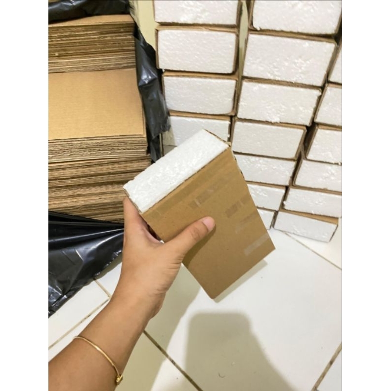 

Gagang Gabus Buket (10x5x18 cm) Styrofoam Kardus Baru Kokoh