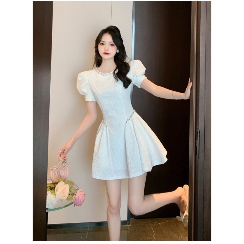 Mini dress wanita putih model cantik Korea lengan pendek elegant