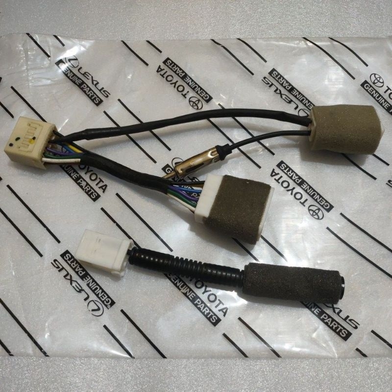Socket soket kabel audio mobil universal original