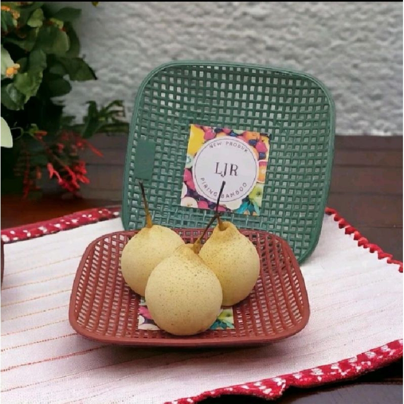 Piring Plastik Rotan Piring Plastik Anyaman Kotak Piring Plastik Buah Random Colour 1pcs