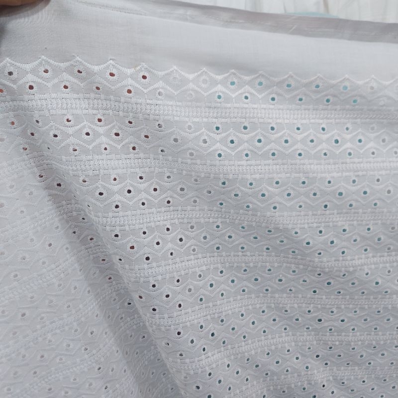(COD) Kain Katun bordir Bolong-Bolong putih