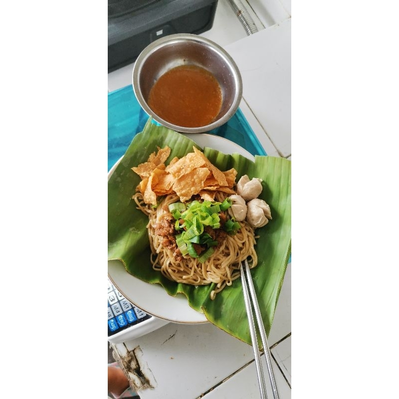 

theonebakmiayamkecapfrozen