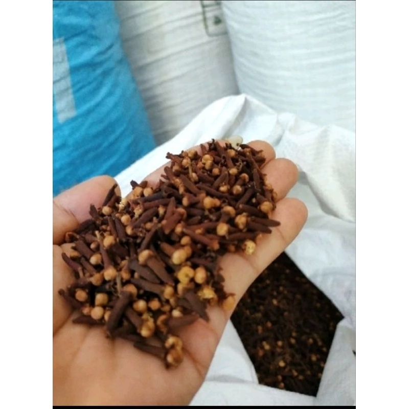 

Cengkeh Kering Premium 1kg