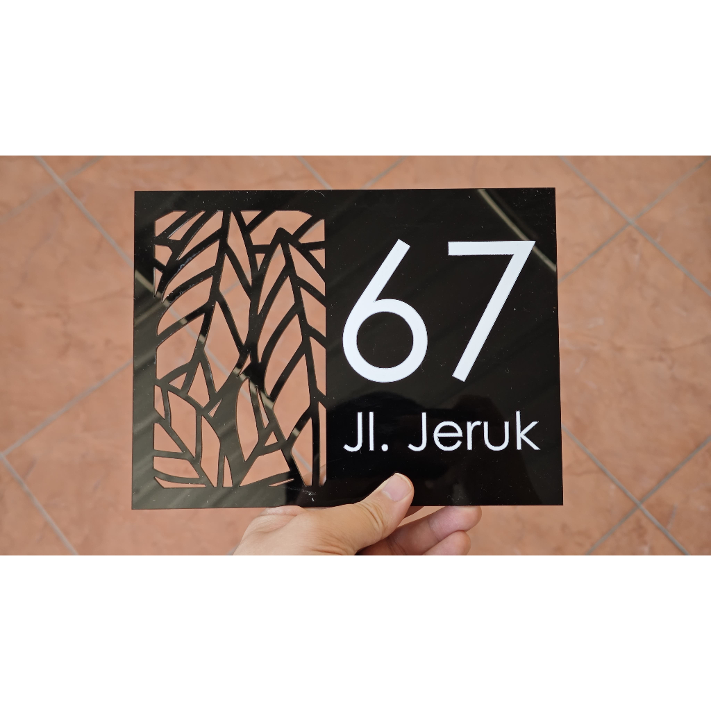 

Nomor rumah acrylic 2mm premium 20x15cm