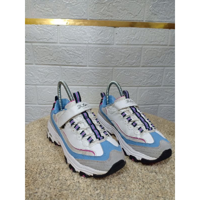 Preloved sepatu skechers size 35 insole 22 cm