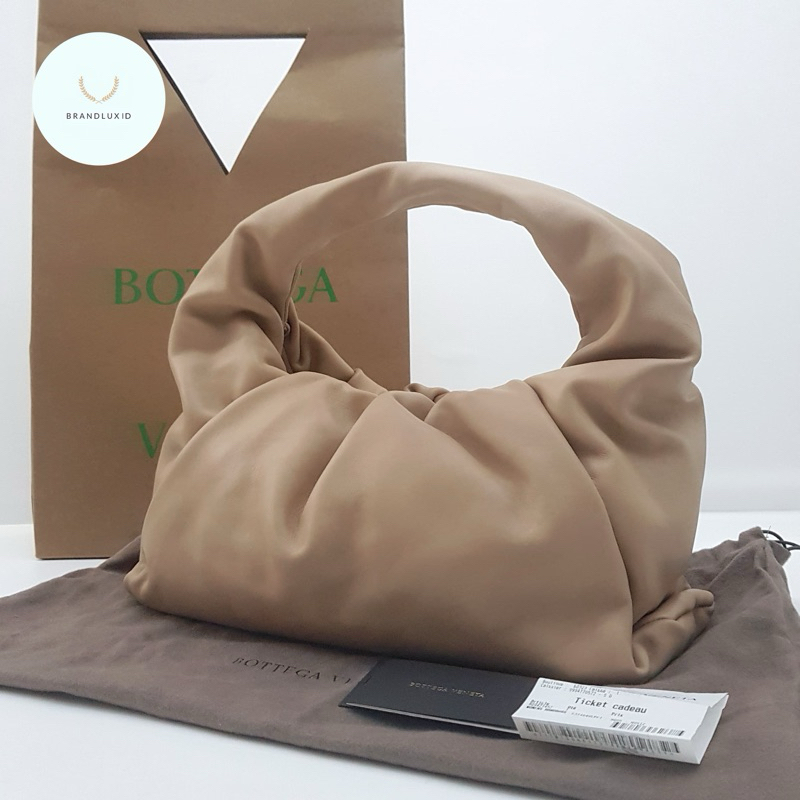 Bottega Veneta BV shoulder pouch bag beige leather