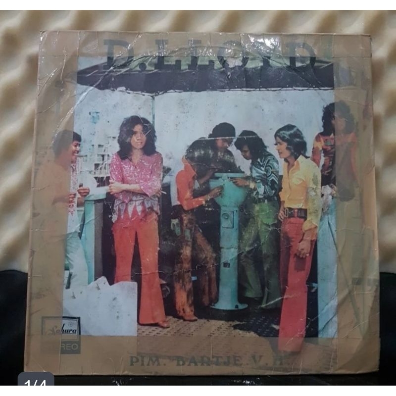 Vinyl Piringan Hitam 12 inch D'Lloyd - Lagu Titik Noda, dll