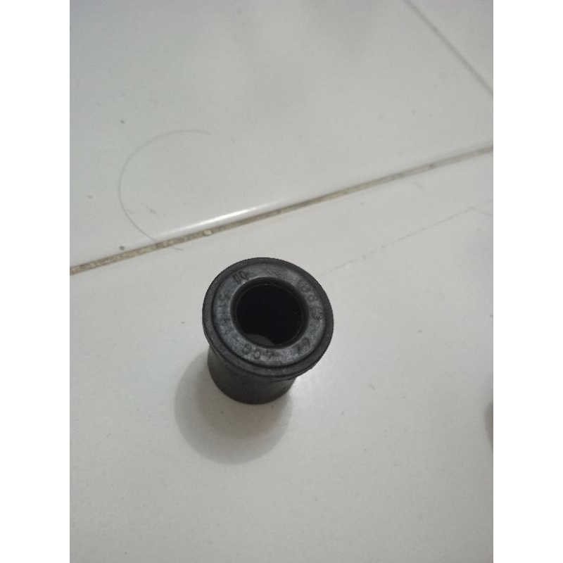 Karet Bosh Per Daun Belakang Isuzu Panther 2.3 2.5 Touring Isuzu KAD51 KBD26