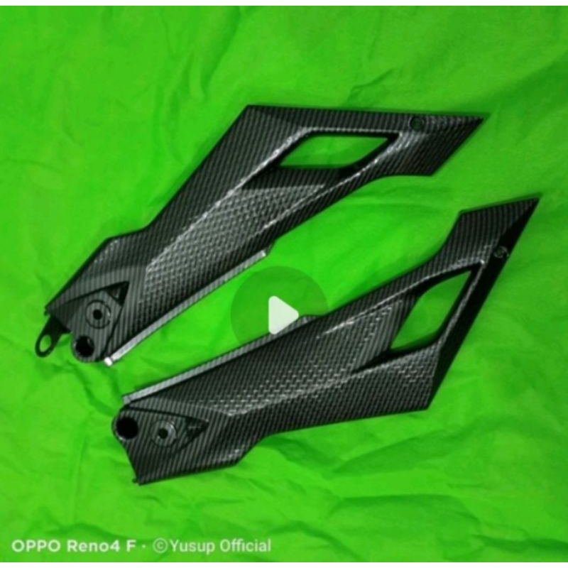 COVER SAMBUNGAN BODY TUTUP AKI KIRI KANAN NINJA 150 RR 150 NEW KARBON CARBON