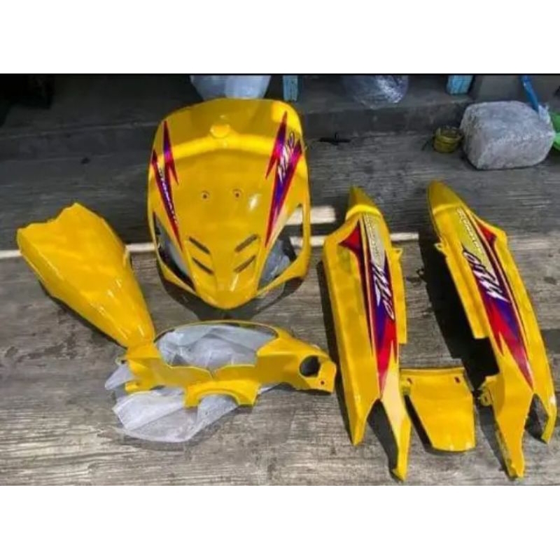 cover set body mio sporty kuning+stiker
