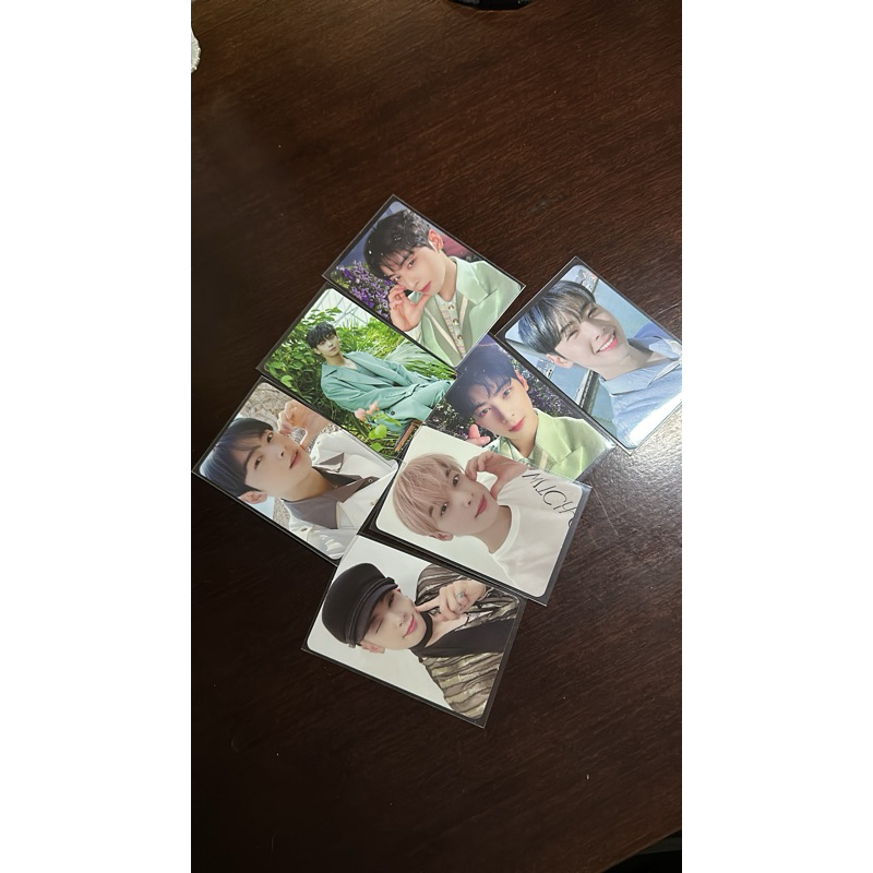 Cha Eunwoo photocard (booked)