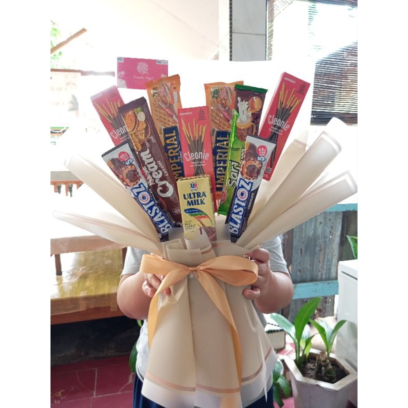 

Buket Snack Besar Buket Wisuda Gift Hadiah