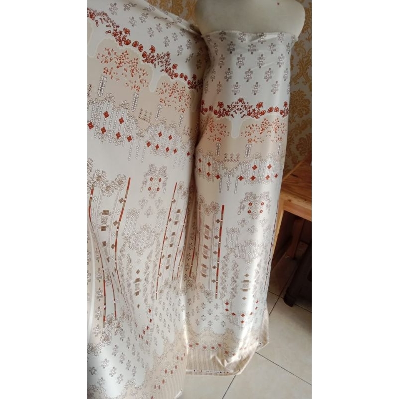 Kain Dior silk motif cantik elegan buat gamis, dress