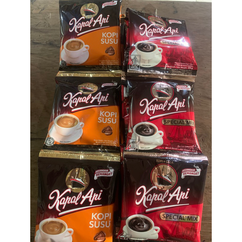 

Kopi Kapal Api Spesial Mix / Kapal Api Kopi susu 1 renceng isi 10 sachet