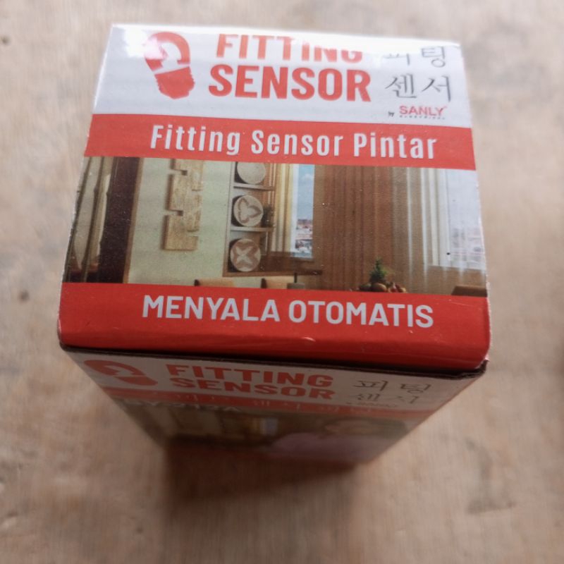 FITTING SENSOR LAMPU MENYALA OTOMATIS
