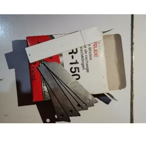 

Refil isi cutter besar 1 pack 5 pcs