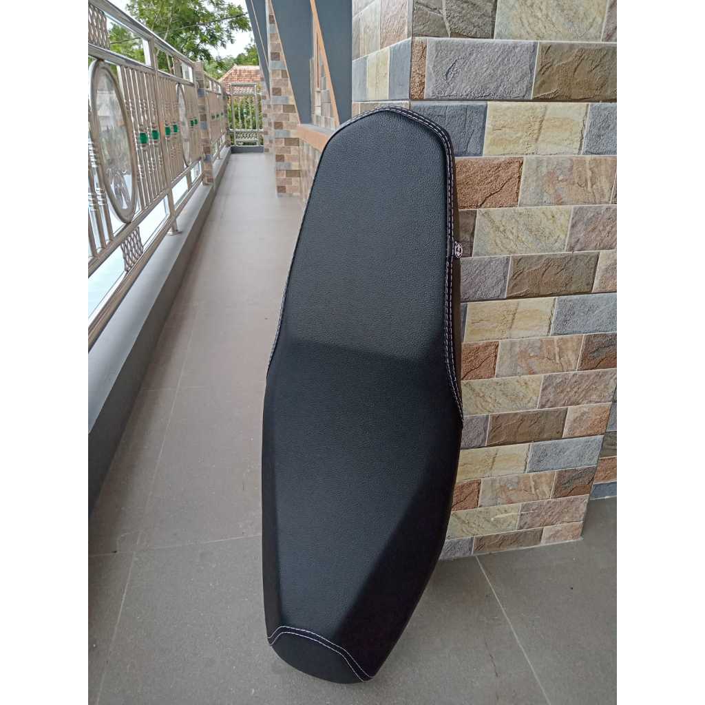 Jok Beat deluxe model double seat seset paha kulit mbtech kamaro-Jok motor Beat deluxe mbtech-Jok be