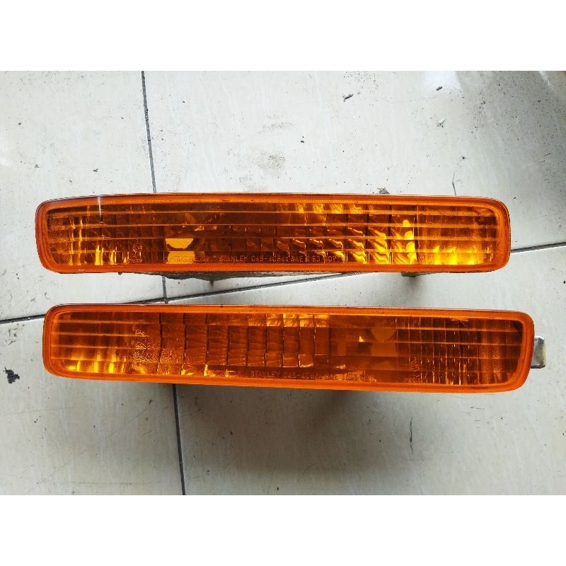 Lampu Sein Honda Accord Maestro Sepasang Original
