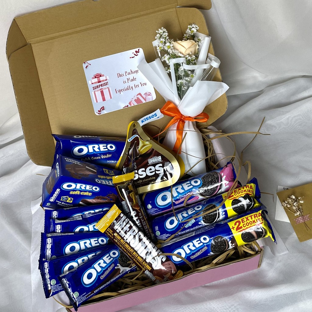 

Hampers Snack Box Makanan Ringan - Gift Hampers Snack Jajanan