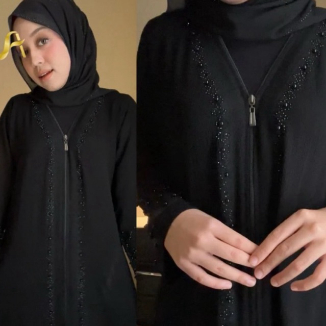 PRELOVED Noura Black Pearl Abaya with Zipper Elegant