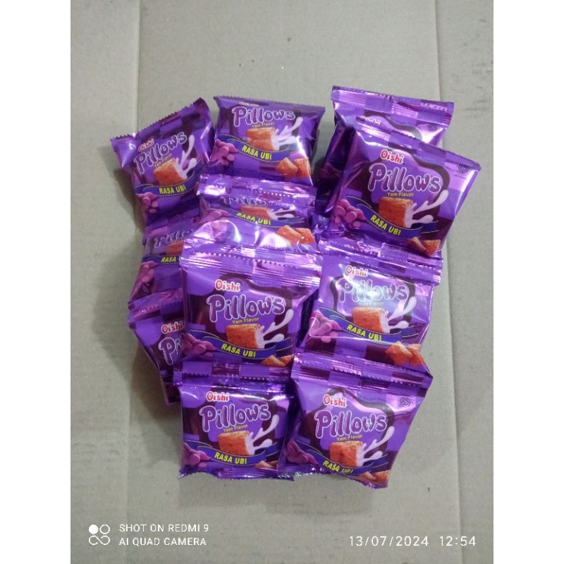 

Oishi Pillow Ubi sachet isi 10