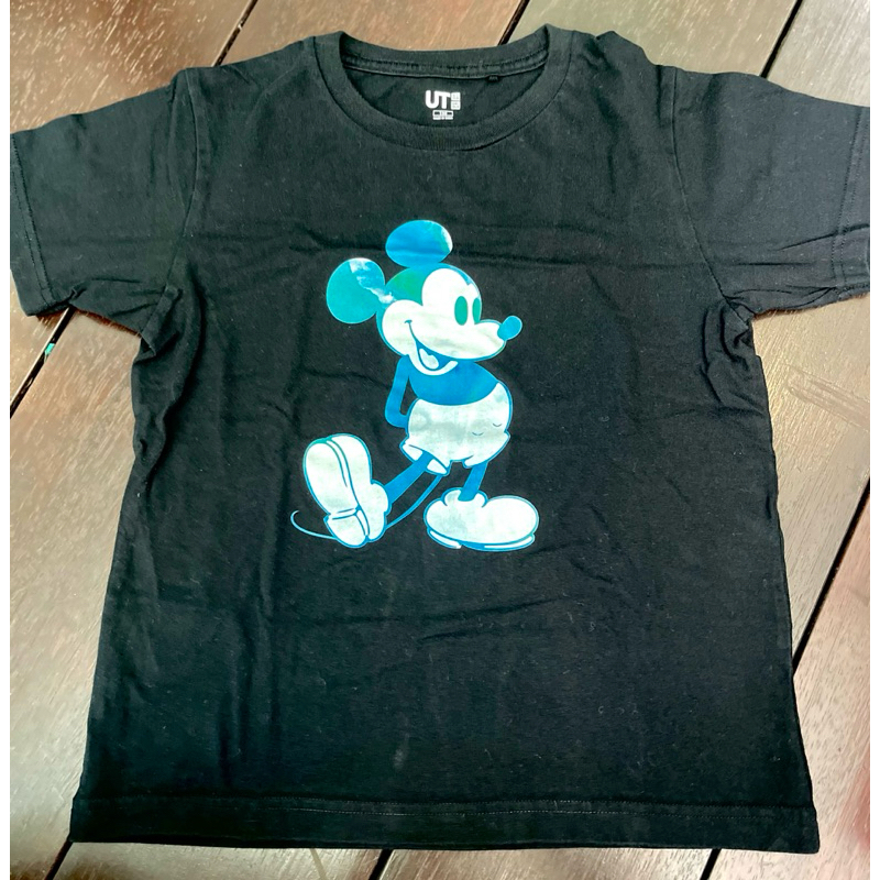 uniqlo original• uniqlo anak preloved• kaos uniqlo• kaos mickey mouse