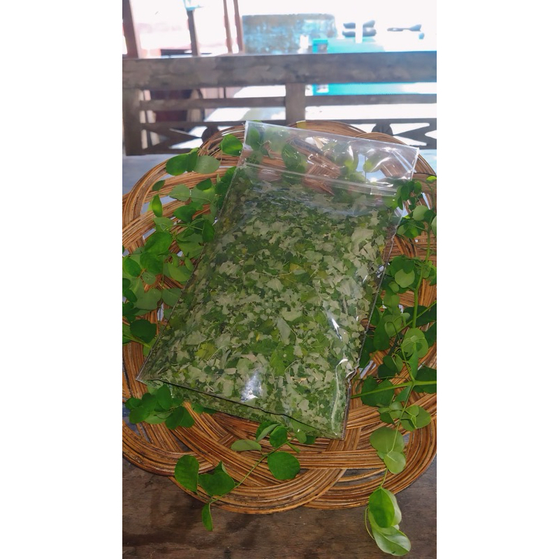 

teh DAUN KELOR kering 500 gram moringa